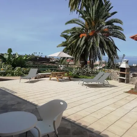 Tapias, Casa Papin * بويرتو ذي لا كروز