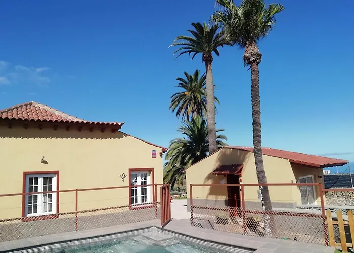Tapias, Casa Papin Feriehus *